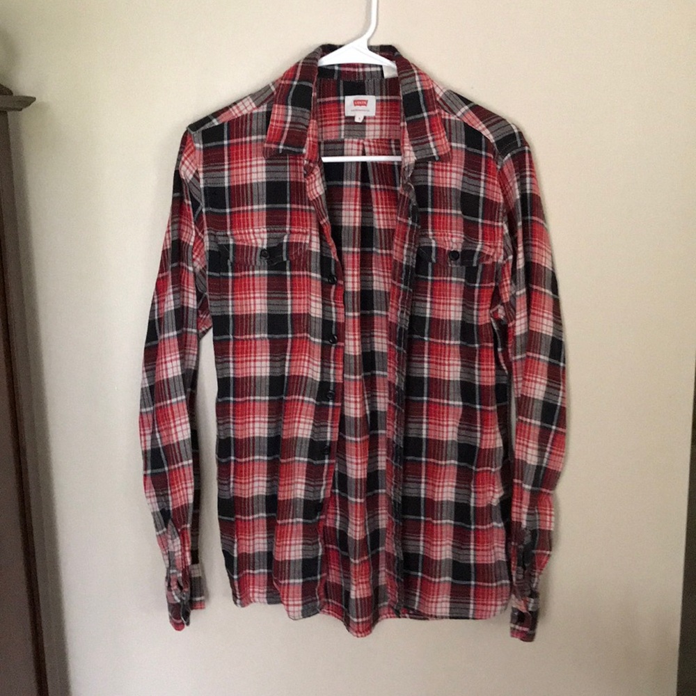 Levi's plaid shirt